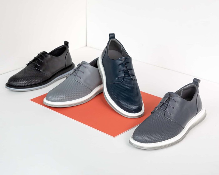 نکات خرید کفش چرم دست‌دوز: راهنمای جامع خرید از برتونیکس